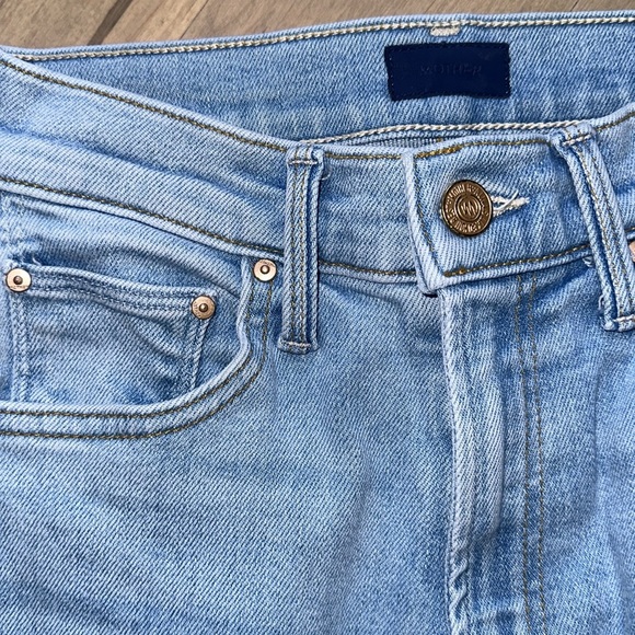 MOTHER Rider Skimp Jeans in Dreamer in High Life - Picture 5 of 13